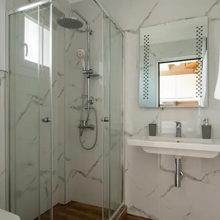Sithonia Luxury 2 Beds Studio, Semi-ground Floor, No Balcony Apartment