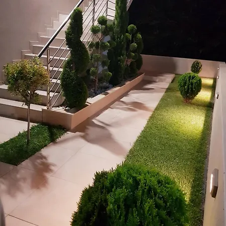 Sithonia Luxury 2 Beds Studio, Semi-ground Floor, No Balcony Apartamento *