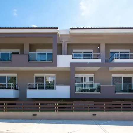 Apartment Sithonia Luxury 2 Beds Studio, Semi-ground Floor, No Balcony