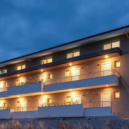 Apartment Sithonia Luxury 2 Beds Studio, Semi-ground Floor, No Balcony Nikiti (Sithonia)